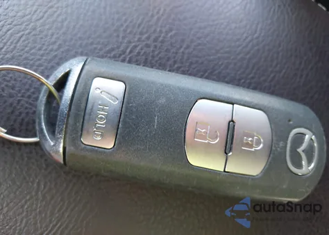 2017 Mazda Mazda3 Touring 2.5 from USA, damaged, VIN 3MZBN1L31HM142935